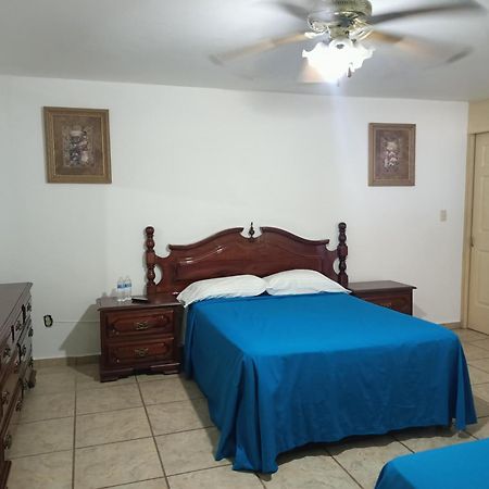 Estancia Santa Fe Celaya  Exterior photo