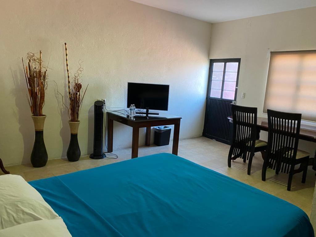 Estancia Santa Fe Celaya  Exterior photo