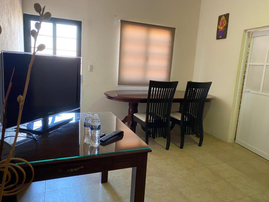 Estancia Santa Fe Celaya  Exterior photo